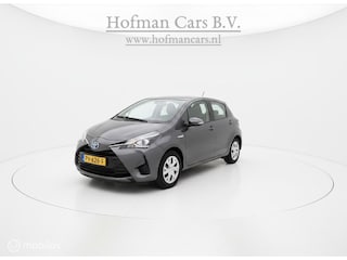 Toyota Yaris 1.5 Hybrid Aspiration – Camera – 5-deurs – Nieuwe APK - 4x nieuw all season