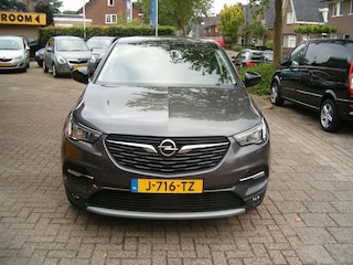 Opel Grandland X 1.2 Turbo 120 Jaar Edition Automaat.