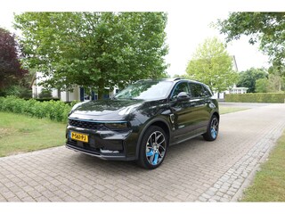 Lynk & Co 01 1.5 | 360° Camera | ACC | Panorama dak | Stoelverwarming |