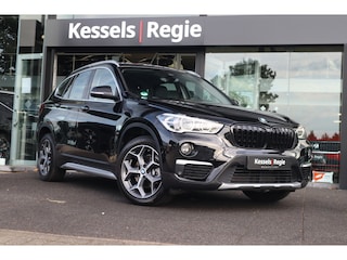 BMW X1 sDrive18i xLine | El.klep | 18” | Stoelverwarming | LED | Sensoren | Navi