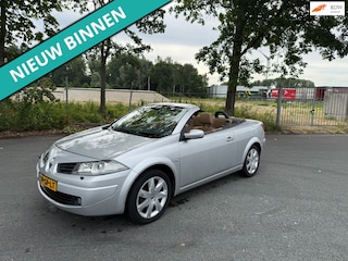 Renault Mégane Coupé-Cabriolet 2.0-16V T Tech Line NETTE AUTO RIJDT EN SCHAKELT GOED