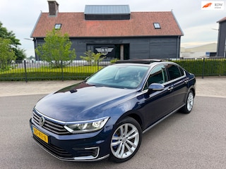 Volkswagen Passat 1.4 TSI GTE Highline PANORMADAK VIRTUAL-COCKPIT LEER NAVI LED/XENON CAMERA 18'"