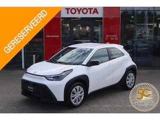 Toyota Aygo HYBRID 115 PLAY NIEUW! CLIMA AD-CRUISE CAMERA APPLE/ANDROID EL-RAMEN/SPIEGELS