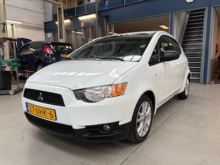 Mitsubishi Colt 1.1 3-DR Edition one Rijklaar prijs!