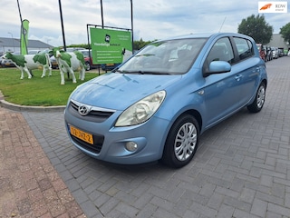 Hyundai i20 1.2i DynamicVersion / 89.794 km NAP / Als nieuw