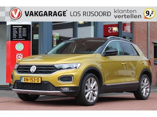 Volkswagen T-Roc 1.5 TSI *Sport* | Trekhaak | Carplay | Camera | Adaptive Cruise & Climate Control | Camera | Stoel & Stuur Verwarming | Navigatie | Privacy | PDC |