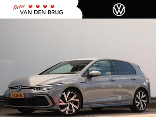 Volkswagen Golf 1.5 eTSI R-Line Business | 1e eigenaar | Trekhaak | Stoel- & stuurverwarming | Achteruitrijcamera | Apple carplay/Android auto | DAB |