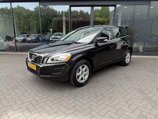 Volvo XC60 2.0 T5 24pk Momentum,Navi,Clima,Cruise,Stoelverw,Dealer OH,Trekhk 1800kg,Xenon