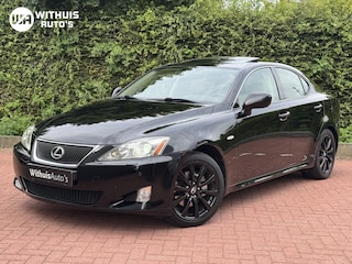 Lexus IS 250 Executive Black'on'Black Stoelkoeling Onderhouden