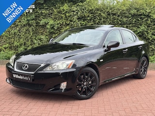 Lexus IS 250 Executive Black'on'Black Stoelkoeling Onderhouden