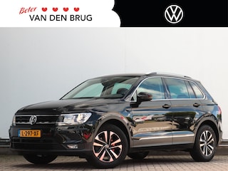 Volkswagen Tiguan 1.5 TSI ACT Highline | Wegklapbare trekhaak | Parkeersensoren voor & achter | Stoelverwarming | Apple carplay / Android auto | ACC |