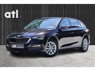 Skoda Scala 1.0 TSI Clever Trekhaak l Stoelverwarmiing l Achteruitrijcamera l PDC l Navigatie l Cruise Control l Navigatie l Apple Car Play l LED l eCall etc.