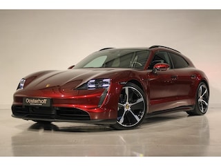 Porsche Taycan 93 kWh PANO | BOSE | SPORT CHRO