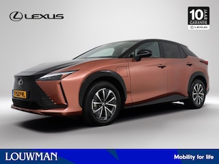 Lexus RZ 450e Executive Line 71 kWh | BTW voertuig | Panoramadak | Stoel+stuurverwarming | Blind Spot Monitor | Parkeersensoren voor+achter | Apple CarPlay/Android Auto |  Elektrische Achterklep | Navigatie |