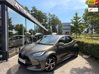 Toyota Yaris 1.5 Hybrid 115 STYLE COMFORT/PARKEERSENS/DODE HOEK/STOEL-EN STUURWIELVERW/KEYLESS