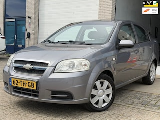 Chevrolet Aveo 1.4-16V Spirit/ nap/ dealeronderhouden/ 1jaar apk/ airco/ EL-ramen/ zeer nette auto.