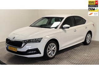 Skoda Octavia 1.0 e-TSI Business Edition Benzine automaat navigatie carplay cruisecontrole airco