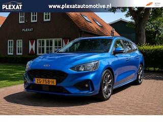 Ford Focus Wagon 1.0 EcoBoost Titanium Business Aut. | ST-line | Stoelverwarming | Sync | Lichtmetaal | Camera | PDC | Historie |