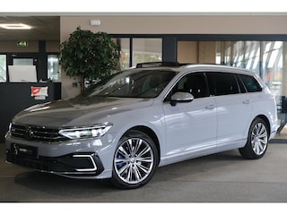 Volkswagen Passat Variant 1.4 TSI PHEV GTE 218PK Pano Virtual Led Cam ACC Leder/Alcantara