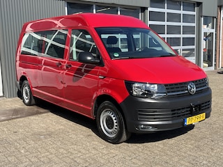 Volkswagen Transporter Kombi 2.0 TDI L2H2 150pk DSG Airco Cruise control Parkeersensoren achter Navigatiesysteem Telefoonverbinding Euro 6 Ideaal voor camperombouw! 8-Persoons