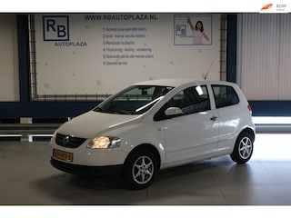 Volkswagen Fox 1.2 AIRCO / WHITE PACK / APK 5 2027 ! ! !