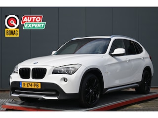 BMW X1 xDrive28i Executive trekhaak panoramadak