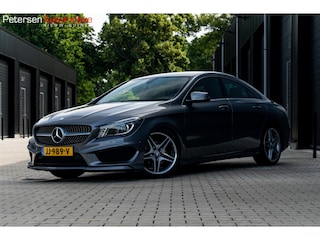 Mercedes-Benz CLA 180 AMG *Leder* Automaat* Groot Navi*