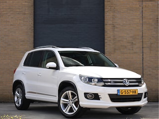 Volkswagen Tiguan 1.4 TSI R-line Pano | Leder | 18” | Trekhaak | 160 PK