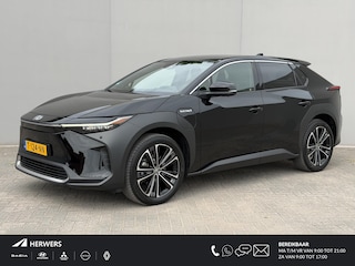Toyota bZ4X Premium 4WD 71 kWh / Accu SOH 100 % / Dealer Onderhouden / Eerste Eigenaar / Navigatie / Cruise / Clima / 360 Camera / Lederen Bekleding / Adaptieve Cruise / Elektr. Stoelen / Stoel + Stuurwiel Verwarming / Stoel Ventilatie / DAB /