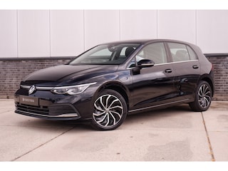 Volkswagen Golf 1.4 eHybrid Style | Carplay | Camera | Memory | Navi | Sfeerverlichting | LED | IQ-Light
