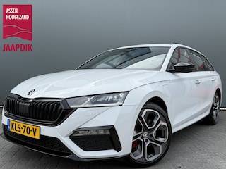 Skoda Octavia Combi BWJ 2023 1.4 TSI iV PHEV 225PK Sportline Business FULL LED | HALF LEDER | ELEKTR. STOELEN | KEYLESS | ADAPTIVE CRUISE | STOELVERW. | ELEKTR. ACHTERKLEP | CARPLAY + ANDROID | NAVI | CLIMA | CRUISE | LMV | PDC