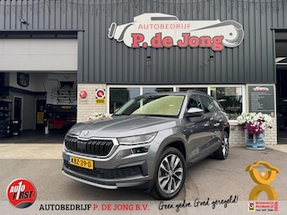 Skoda Kodiaq 1.5 TSI TOUR editie Carplay Stoelverwarming Deurbeschermers ACC Zonnescherm erg vol!