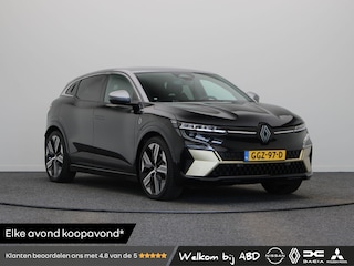 Renault Mégane EV60 Optimum Charge Iconic | Trekhaak | Stoel en stuurverwarming | Active driver assist | Dodehoek detectie |
