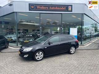 Opel Astra Sports Tourer 1.4 Turbo Cosmo