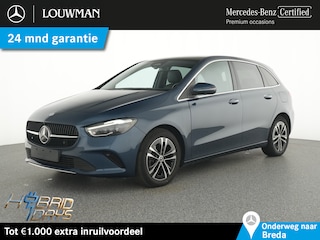 Mercedes-Benz B-klasse 250 e Plug-In Hybride Trekhaak | Panorama Schuif-Kanteldak | MultiBeam Ledkoplampen | Sfeerverlichting | Parkeerpakket met 360°-camera. Inclusief 24 maanden Mercedes-Benz Certified garantie voor Europa.