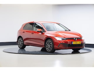 Volkswagen Golf 1.0 TSI Life | Comfort | Carplay | Stoelv. | Camera |