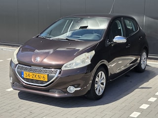 Peugeot 208 1.4 VTi Envy Cruise control