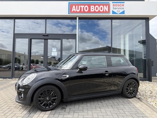 Mini Cabrio 3-Deurs 1.5 136PK BLACK-BLACK-BLACK : NAVI/LEER/LED/PDC/ CLIMA/S&S/MEDIA/BTA/SPORTZETELS/LMV/ .NL AUTO/KM=NAP