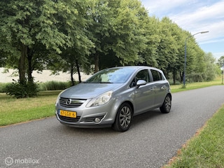 Opel Corsa 1.2-16V '111' Edition*AUTOMAAT*AIRCO*APK 03/27