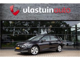 Volkswagen Golf 1.5 eTSI Style Business , Adap. Cruise, Trekhaak, Memory, Camera, Side Assist