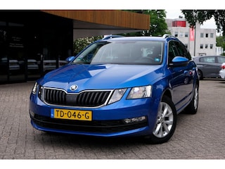 Skoda Octavia Combi 1.5 TSI Greentech Ambition Business|Rijklaar!|Trekhaak|Carplay|AndroidAuto||Stoelverwarming|