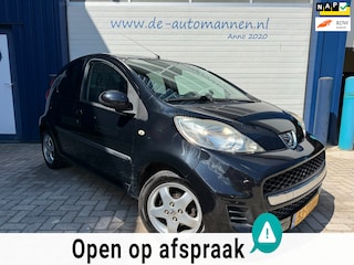 Peugeot 107 1.0-12V Black & Silver 5-drs / AIRCO / LEER ALC / APPLE CARPLAY / ALL SEASON
