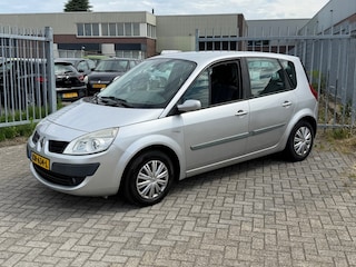 Renault Scénic 1.6-16V Business Line AUTOMAAT! NAVI l TREKHAAK l Airco l Elek pakket! Hoge instap goed onderhouden!