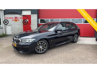 BMW 5-serie Touring 520i Business Edition Plus LCI / M-SPORT / LASER / CARPLAY / SHADOW / STOELVERW / CAMERA / NAVI / CLIMA / PDC / NL-AUTO