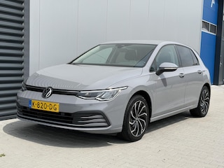 Volkswagen Golf 1.5 TSI Life Nardo Grey | NL auto | 2de eigenaar