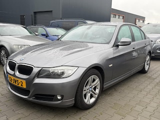 BMW 318i Executive Facelift | KETTING MOET VERVANGEN WORDEN !