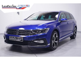Volkswagen Passat Variant 1.5 TSI R-Line Business + NAP IQ.Light-R-Line int. Vol leder Camera Apple Carplay Stoel- en voorruitverwarming