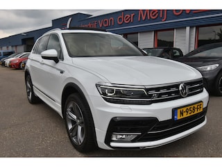 Volkswagen Tiguan 2.0 TDI 4Motion Highline , 3X R-LINE , VIRTUAL COCKPIT  , PANODAK , CLIMATR , LEDER BEKL , LED KOPL ,