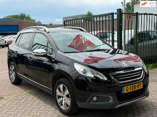 Peugeot 2008 1.2 PureTech Urban Cross 2e eigenaar dealer onderhouden panorama dak parkeer sensor airco airco
