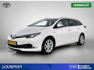 Toyota Auris Touring Sports 1.8 Hybrid Executive | Dealer Onderhouden | Stoelverwarming | Parkeersensoren voor+achter Met assistent | Navigatie | Climate Control | Cruise Control | Achteruitrijcamera |